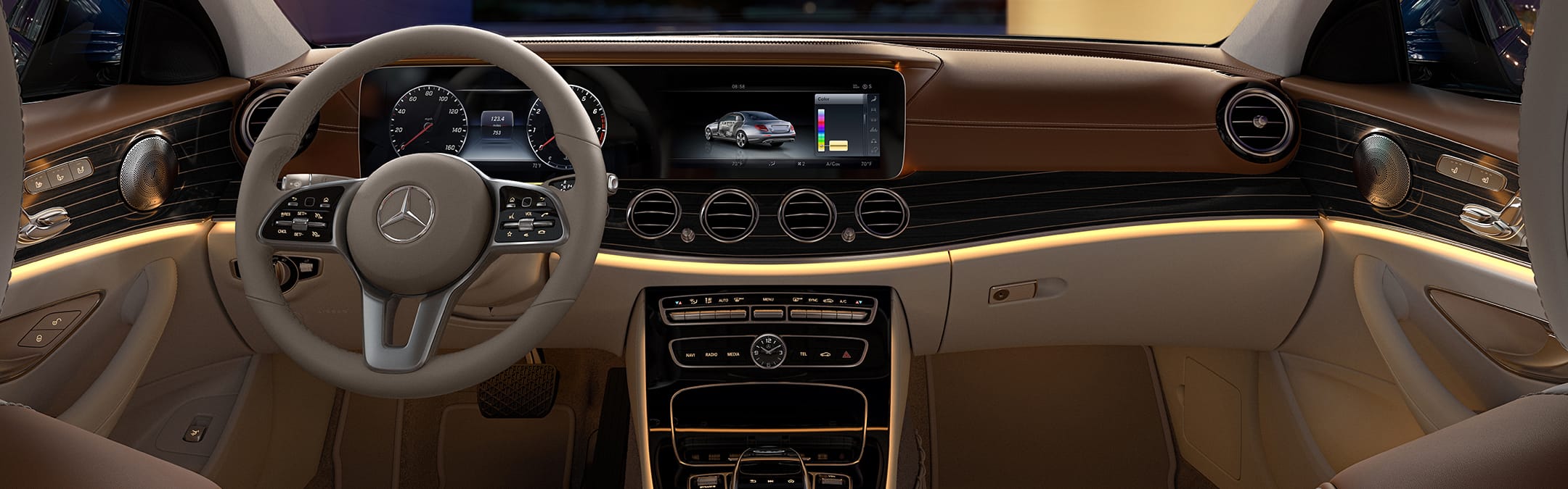 2019-E-SEDAN-CATEGORY-HERO-2-1-DR