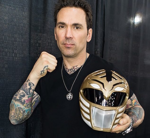 65012681-11477651-image-a-1_1669649731137